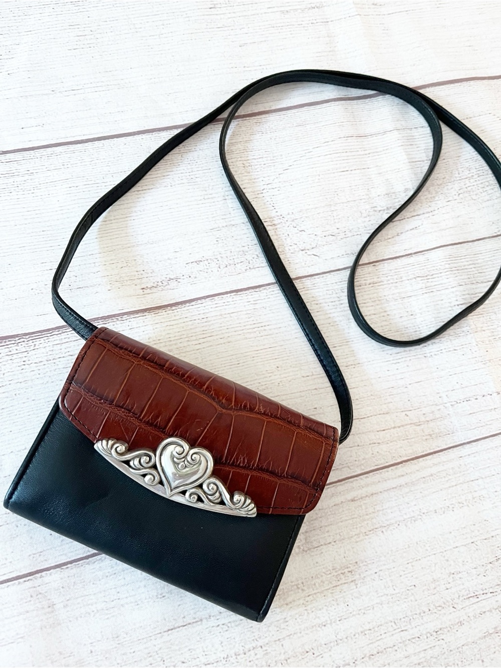 Brighton crossbody black wallet